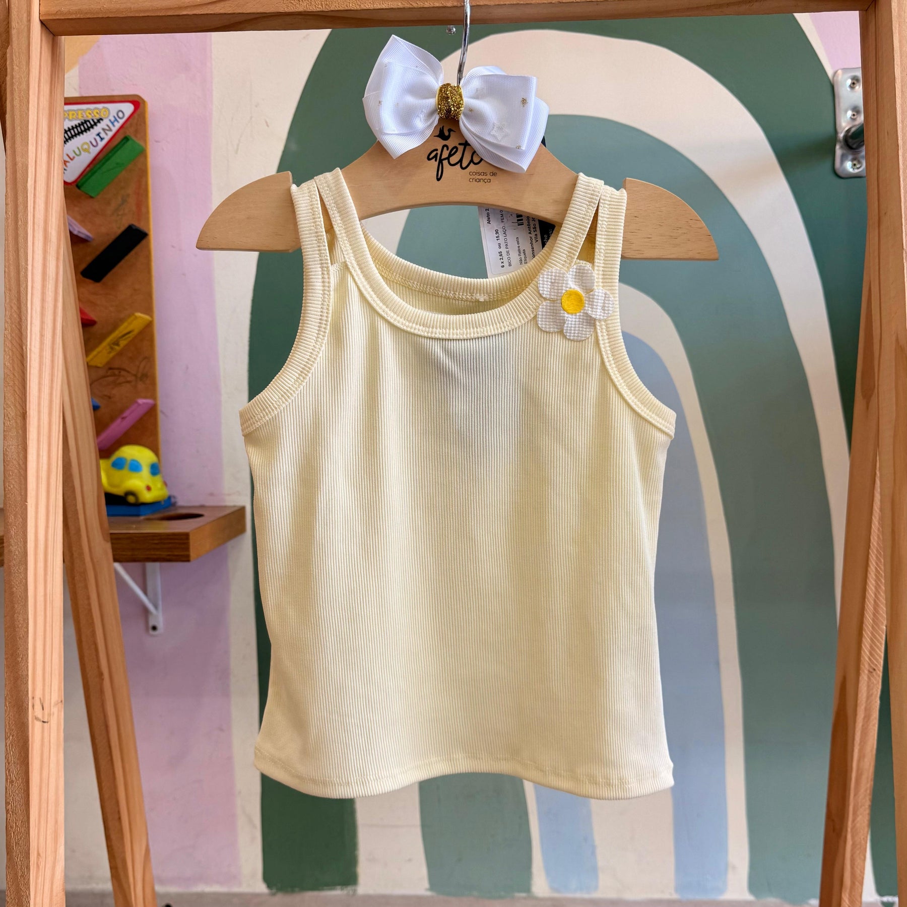 Blusa Infantil Menina Regata Flor Amarelo Bia