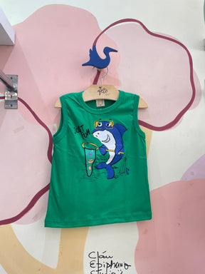 Camiseta regata menino Tubarao