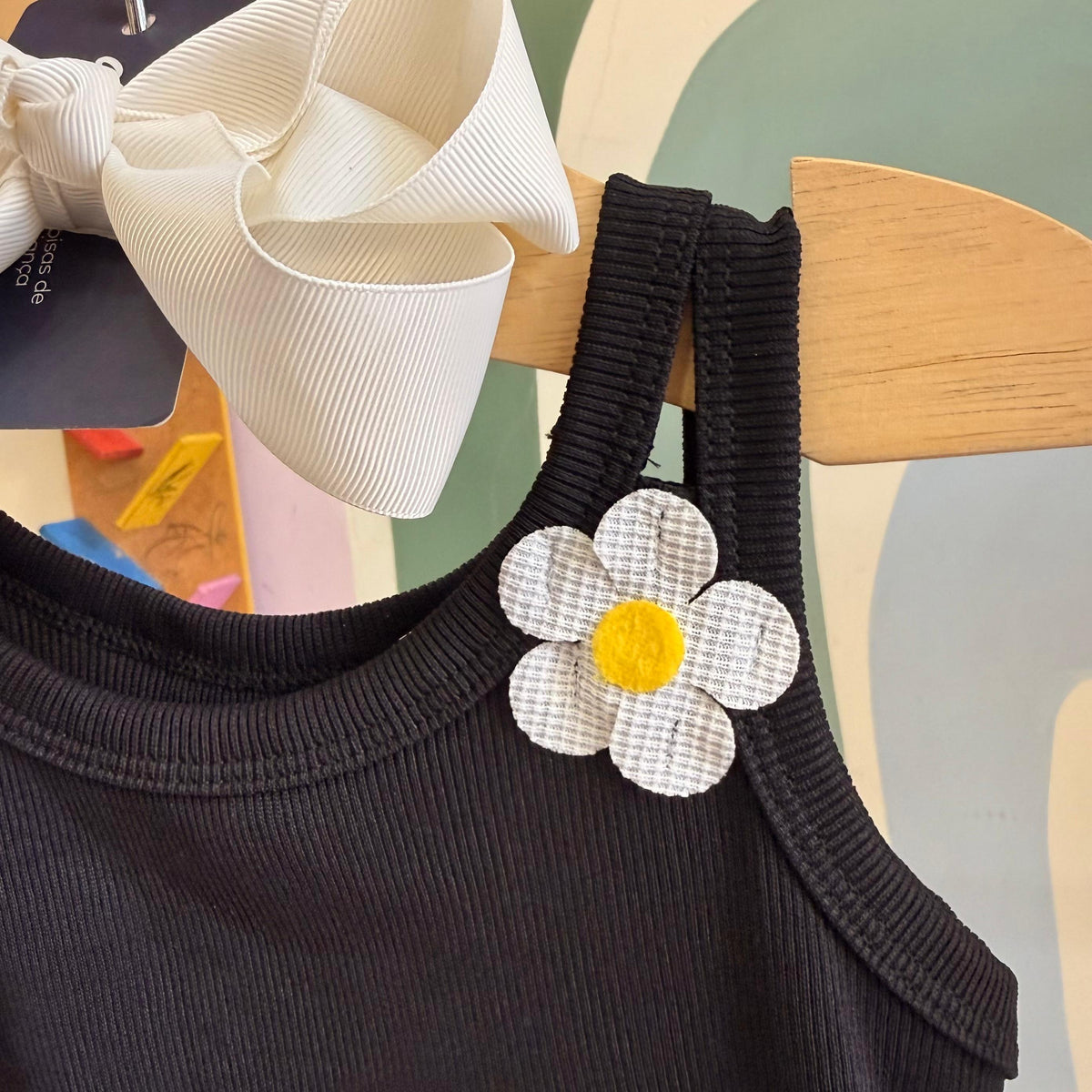 Blusa Infantil Menina Regata Flor Preto Bia