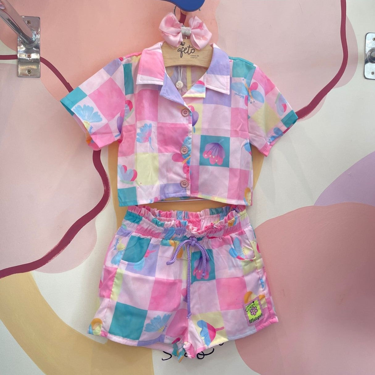 Conjunto Manga Curta Shorts Malagah Infantil menina Flores Borboletas