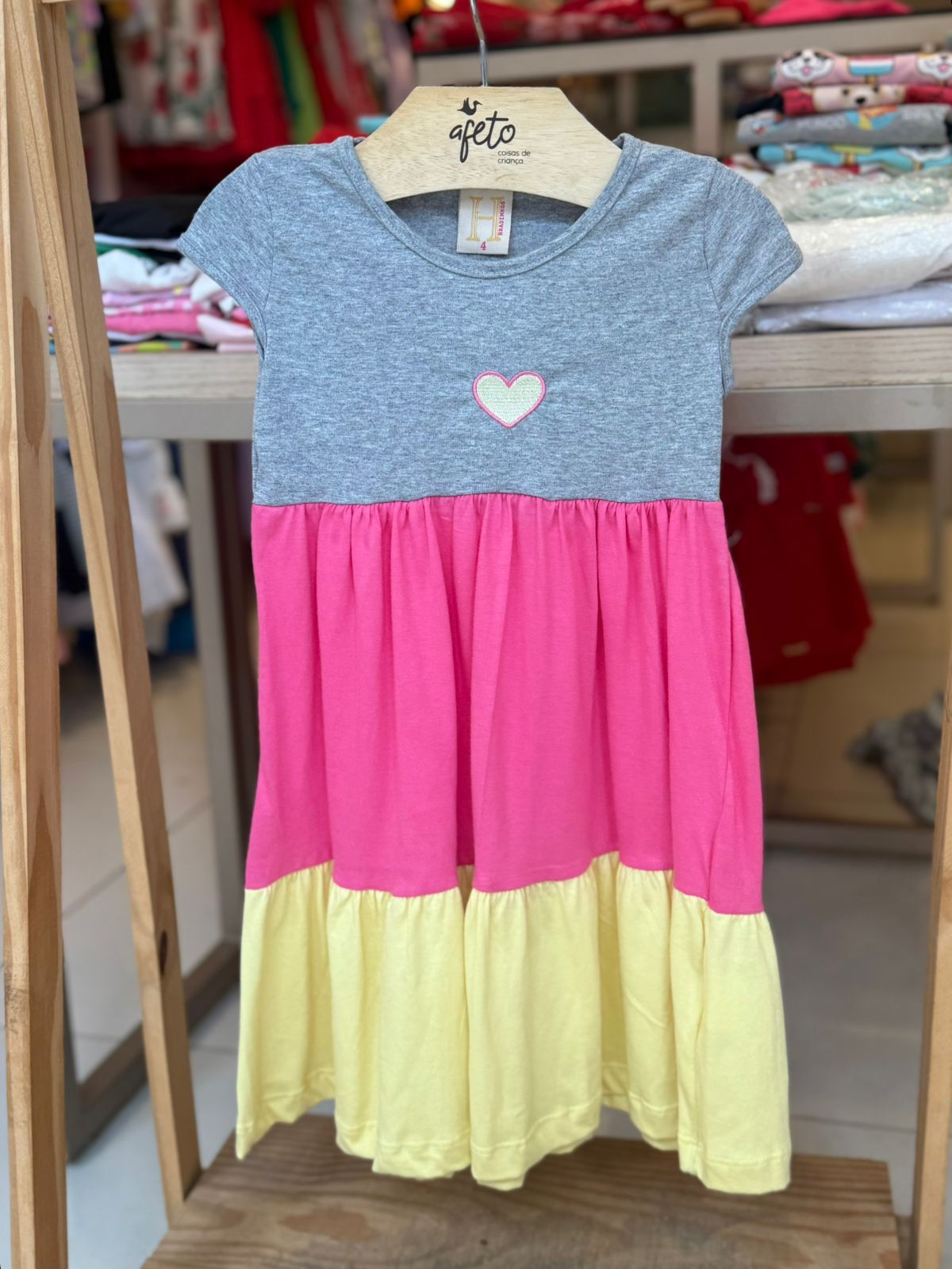 Vestido Manga Curta menina Coracao Cinza Rosa Amarelo