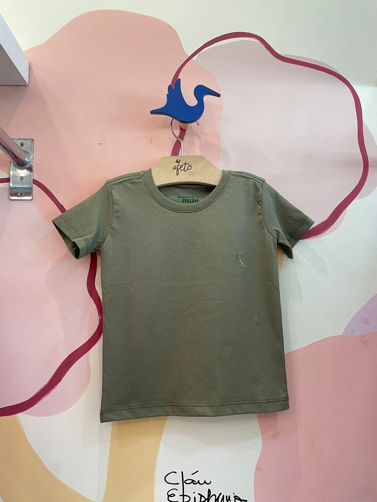 Camiseta Manga Curta Menino Reserva Pima Verde Oliva