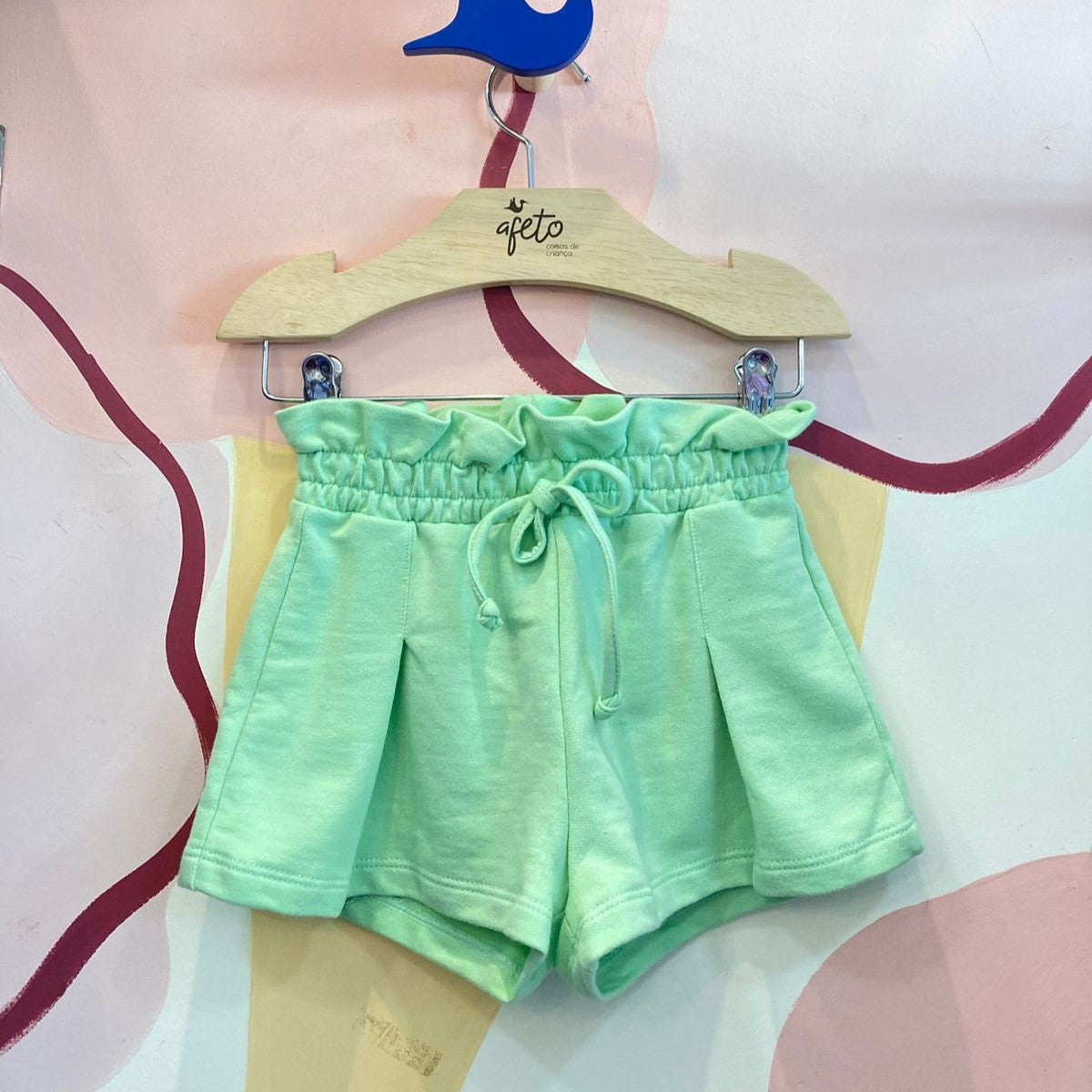 Conjunto Infantil Menina Manga Curta Telinha Neon e Shorts Verde Momi