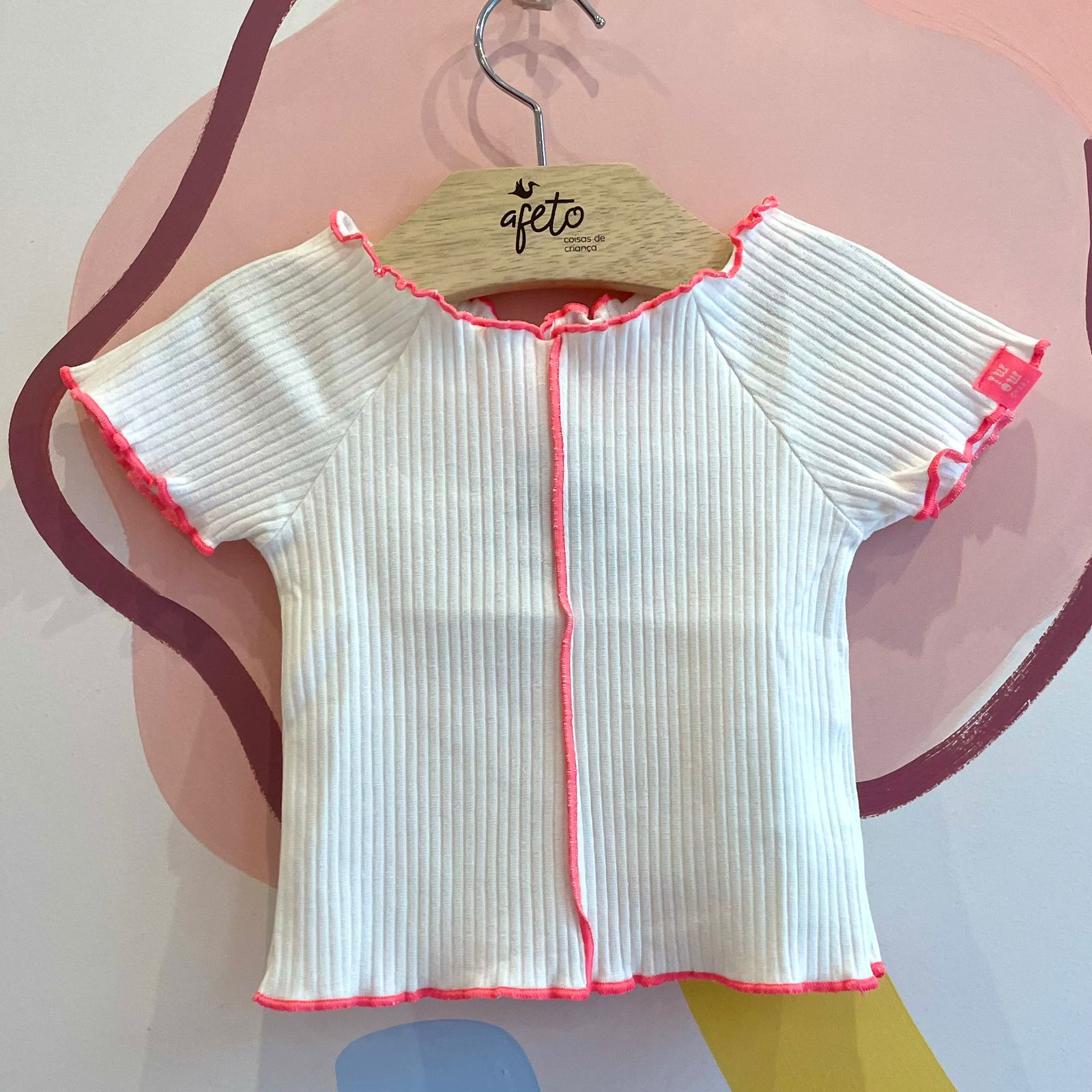 Blusa Manga Curta Momi Fem Canelada Frufru Neon