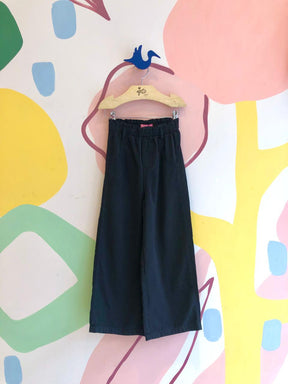 Calça menina Momi Wide Leg Sarja Preto