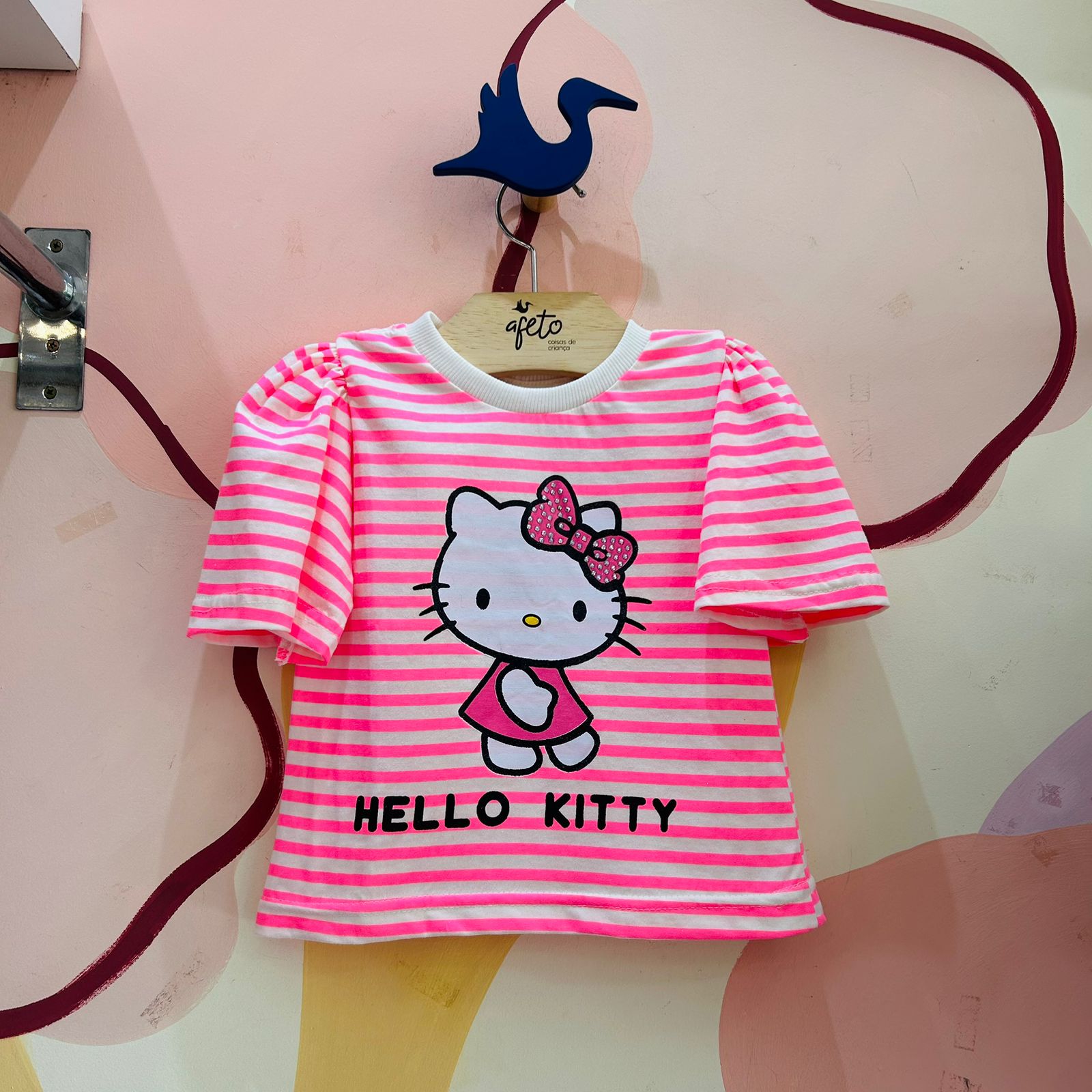 Blusa Menina Hello Kitty Disney manga curta rosa branco