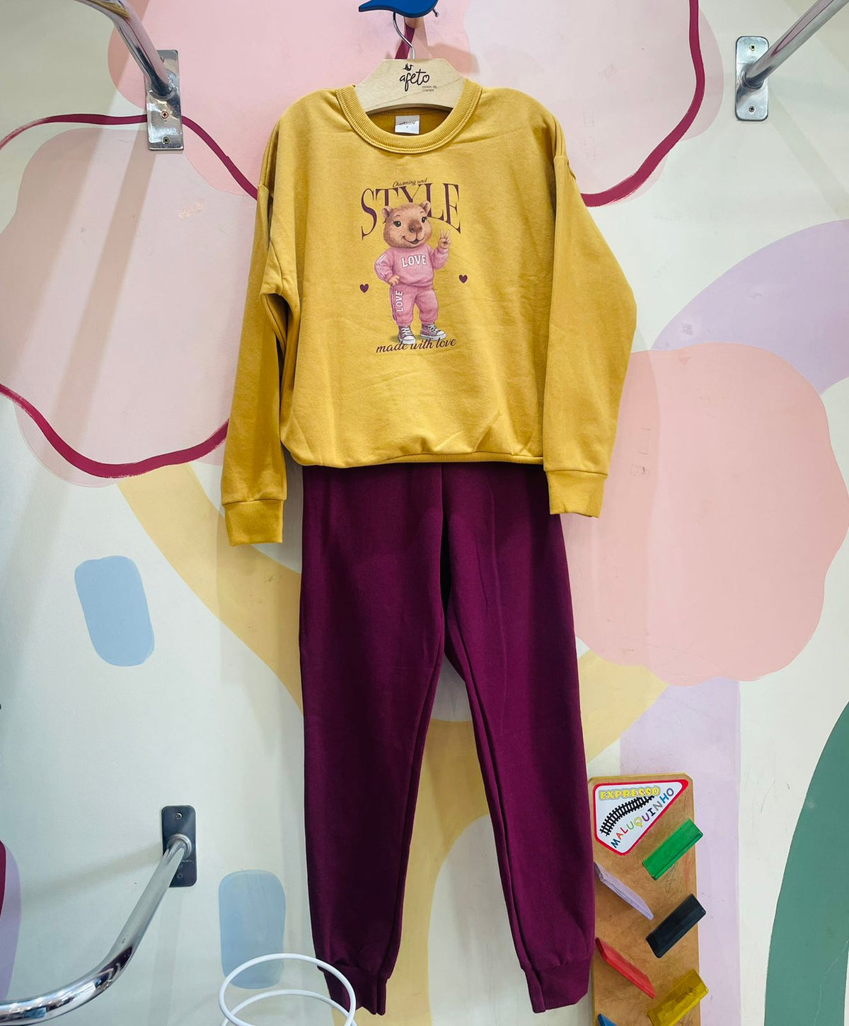Conjunto Infantil Feminino Manga Longa Calça Flanelado Menina Capivara Caramelo Marsala