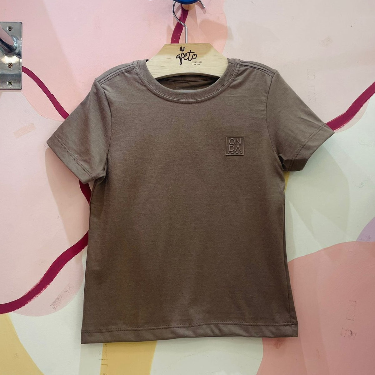 Camiseta manga curta Onda Kids Liso Marrom