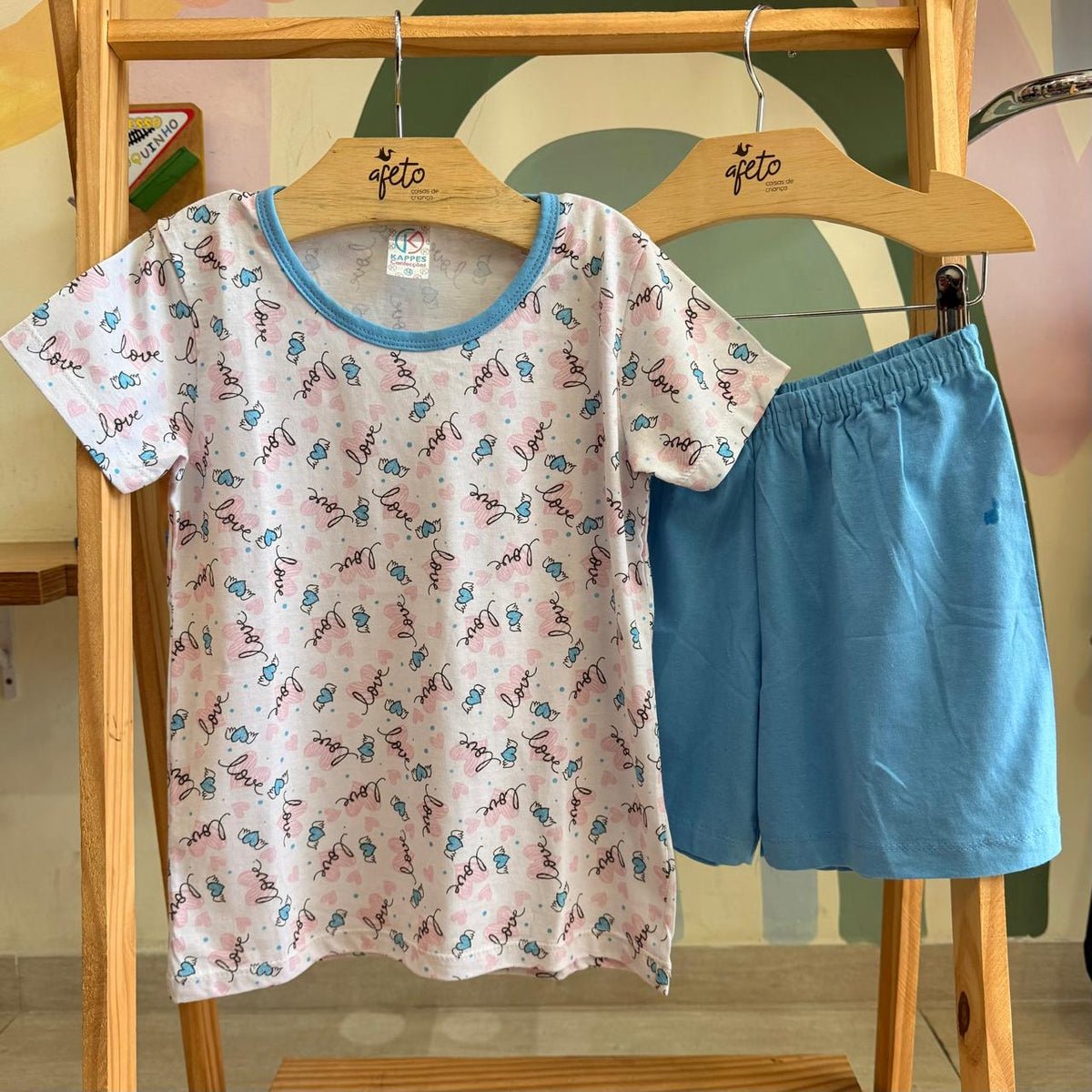 Pijama Infantil Menina Blusa Manga Curta e Shorts Love Branco Azul