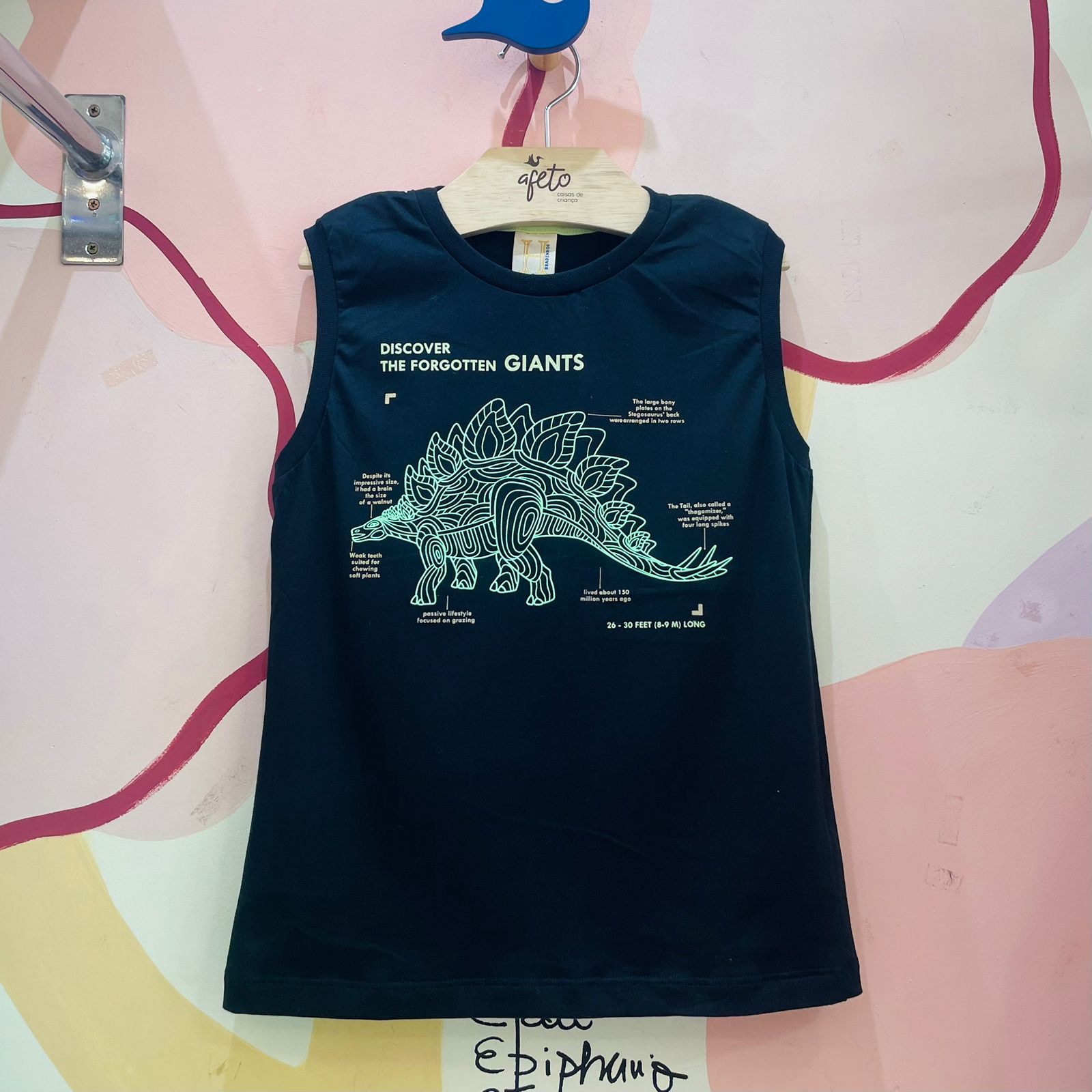 Camiseta Regata Hrradinhos menino Dino Preto