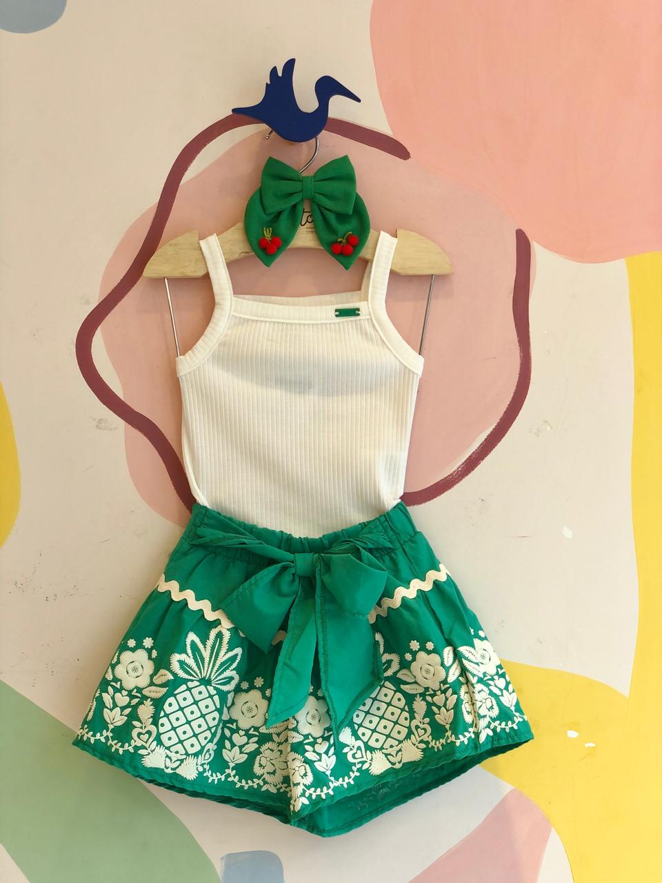 Conjunto Momi manga curta Shorts menina Canelada Abacaxi Branco