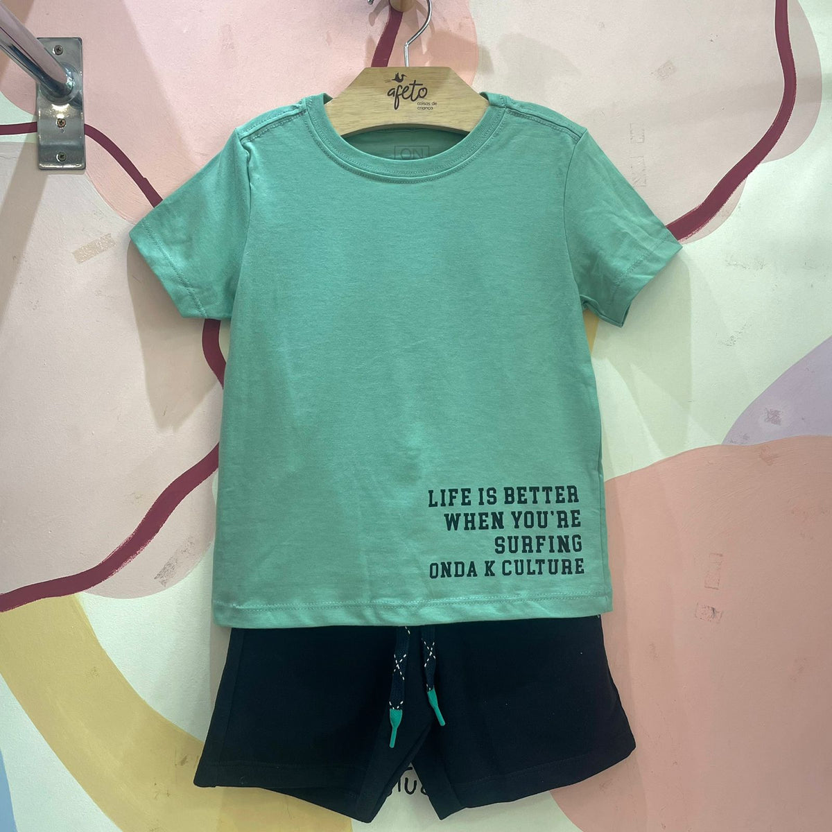 Conjunto manga curta Bermuda Onda Kids menino Surf Club Verde Preto