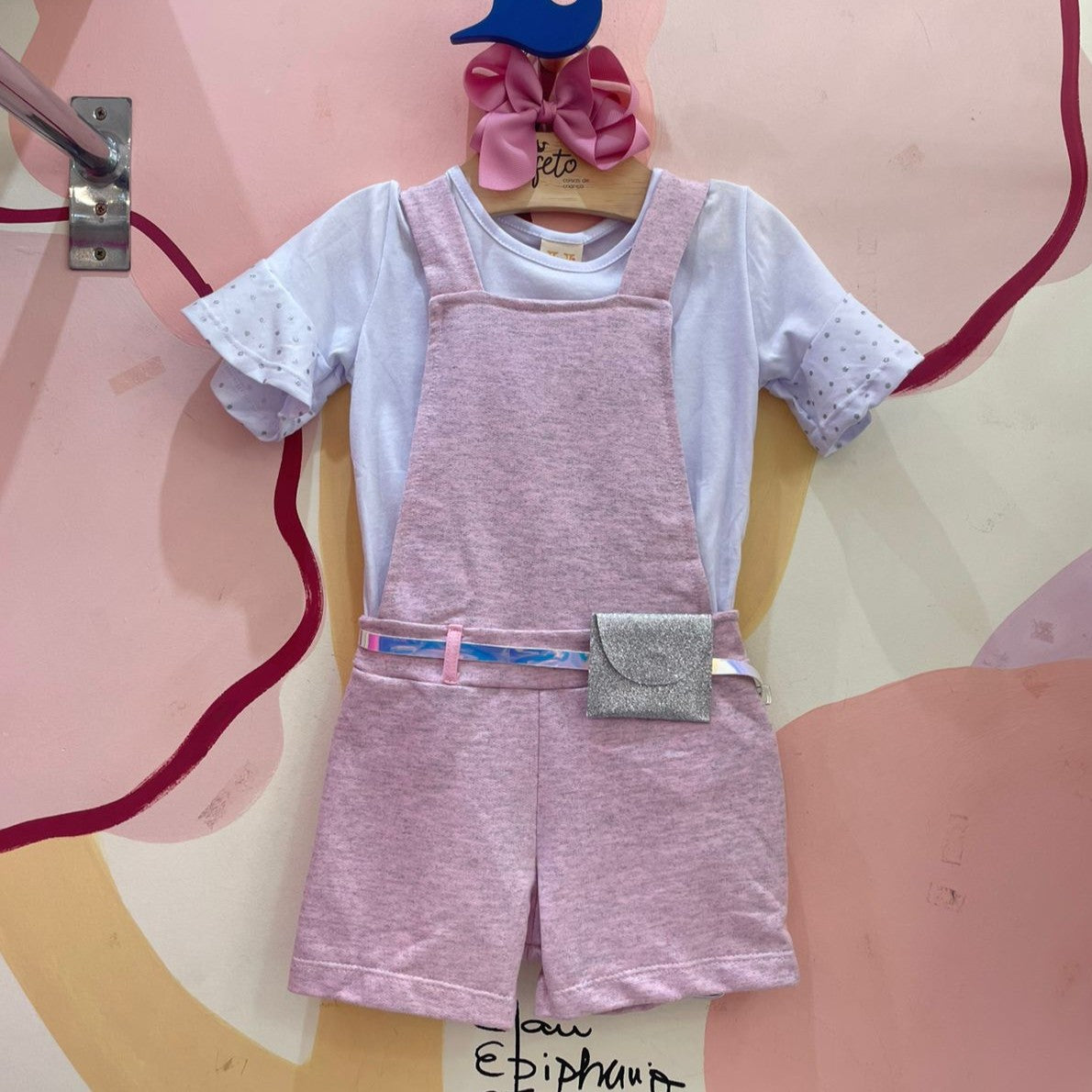 Macaquinho Manga Curta menina com Blusinha Cinto rosa branco