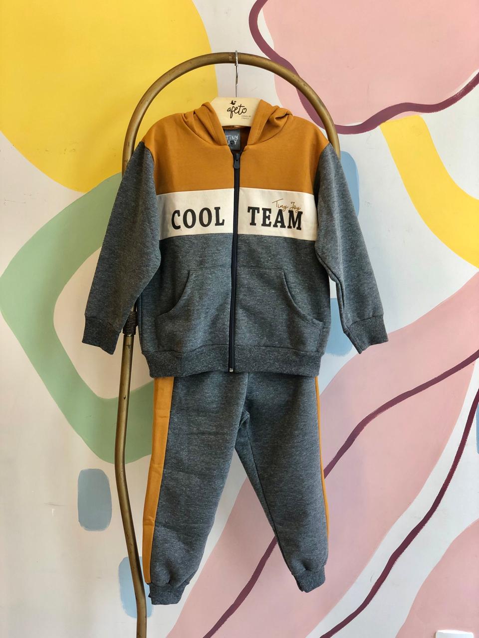 Conjunto manga longa Calça menino Kaiani Cool Team com Capuz anga curtainza