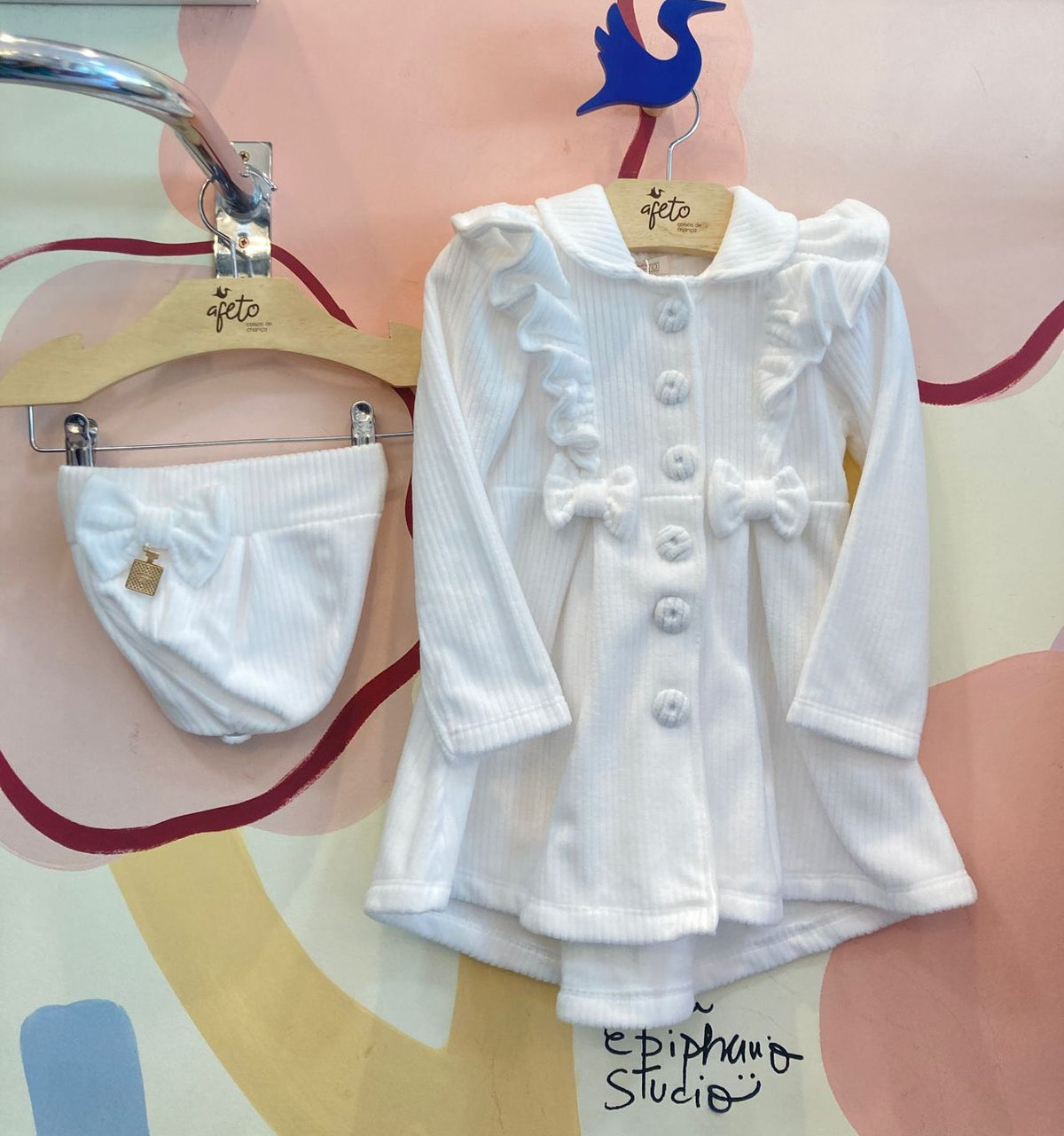 Casaco Sobretudo Vestido Yoyo menina Infantil Sobretudo com Boina Branco