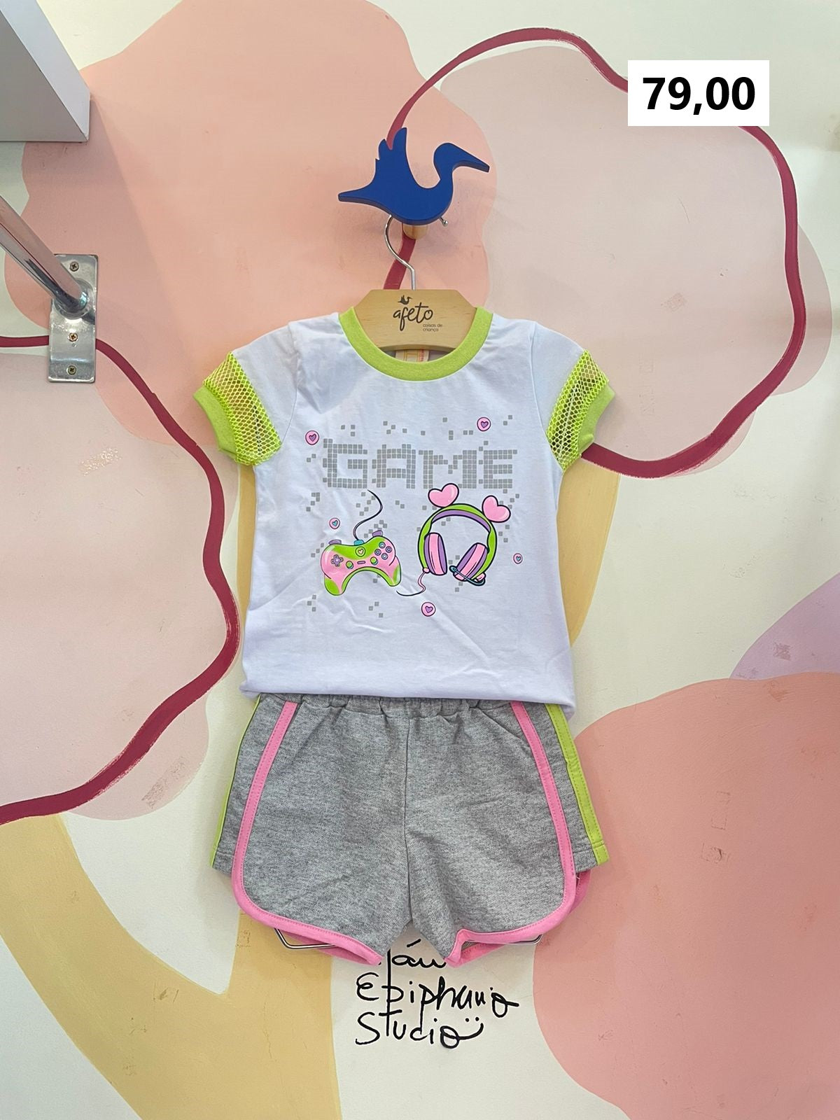 Conjunto manga curta Shorts menina Game Telinhas