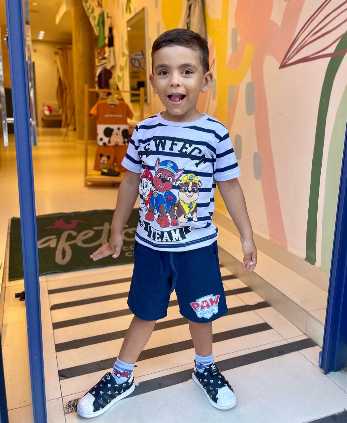 Conjunto manga curta bermuda Disney menino Patrulha Canina