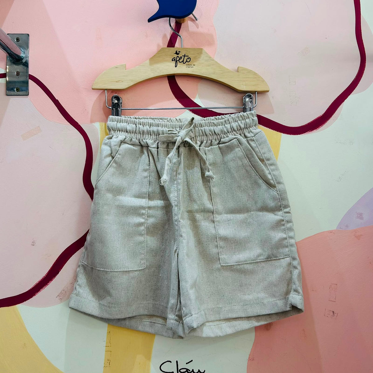 Shorts Infantil Menina Linho Bolsos Nude
