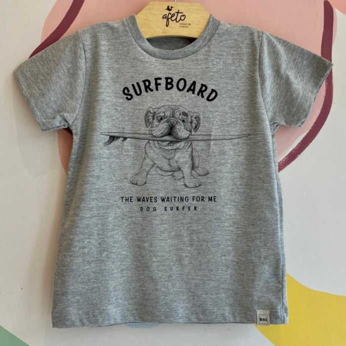 Camiseta Manga Curta Kaiani Infantil Menino Surfboard Cachorro