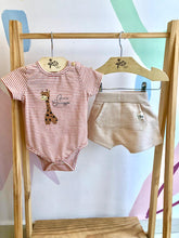 Conjunto manga curta shorts menino Ale Kids Body Listrado Girafa