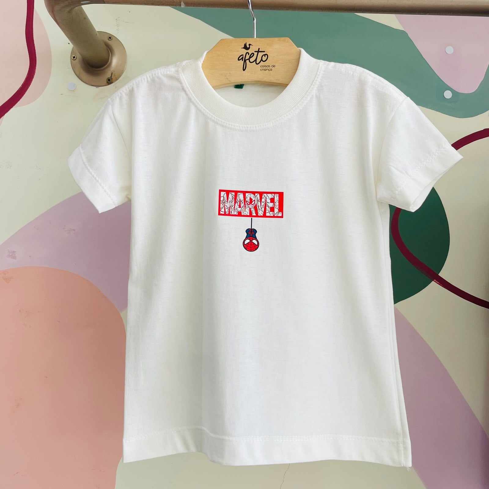 Camiseta Infantil Menino Manga Curta Off White Marvel