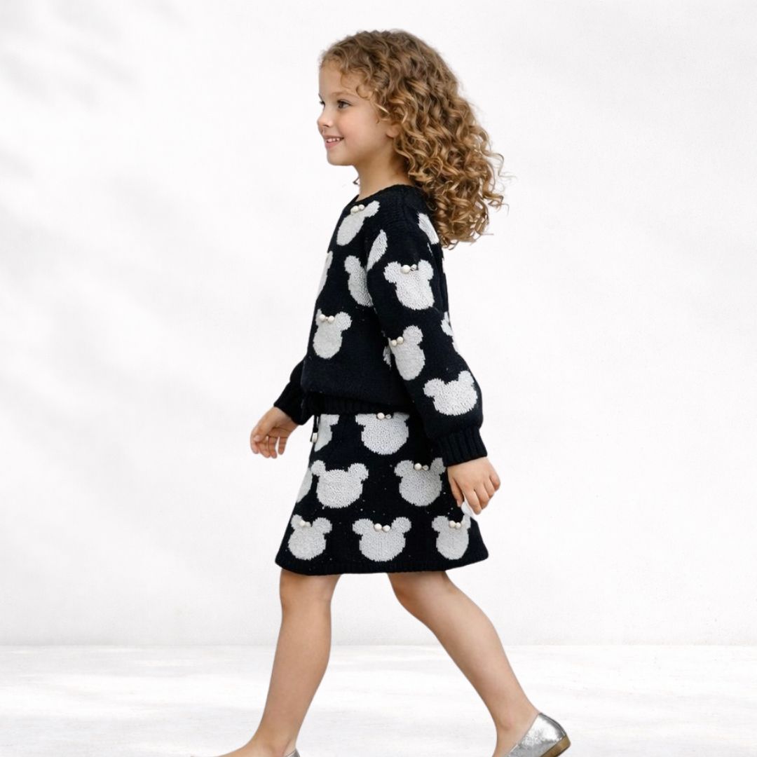 Conjunto Infantil Menina Tricot Minnie Blusa Manga Longa Saia Preto e Branco com Perola