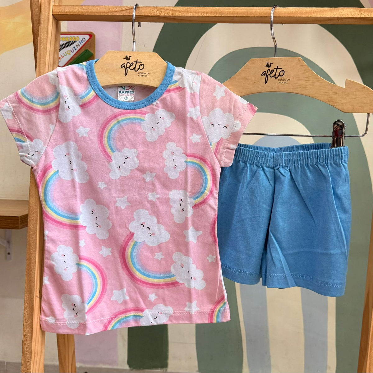 Pijama Infantil Menina Blusa Manga Curta e Shorts Arco Iris Rosa Azul