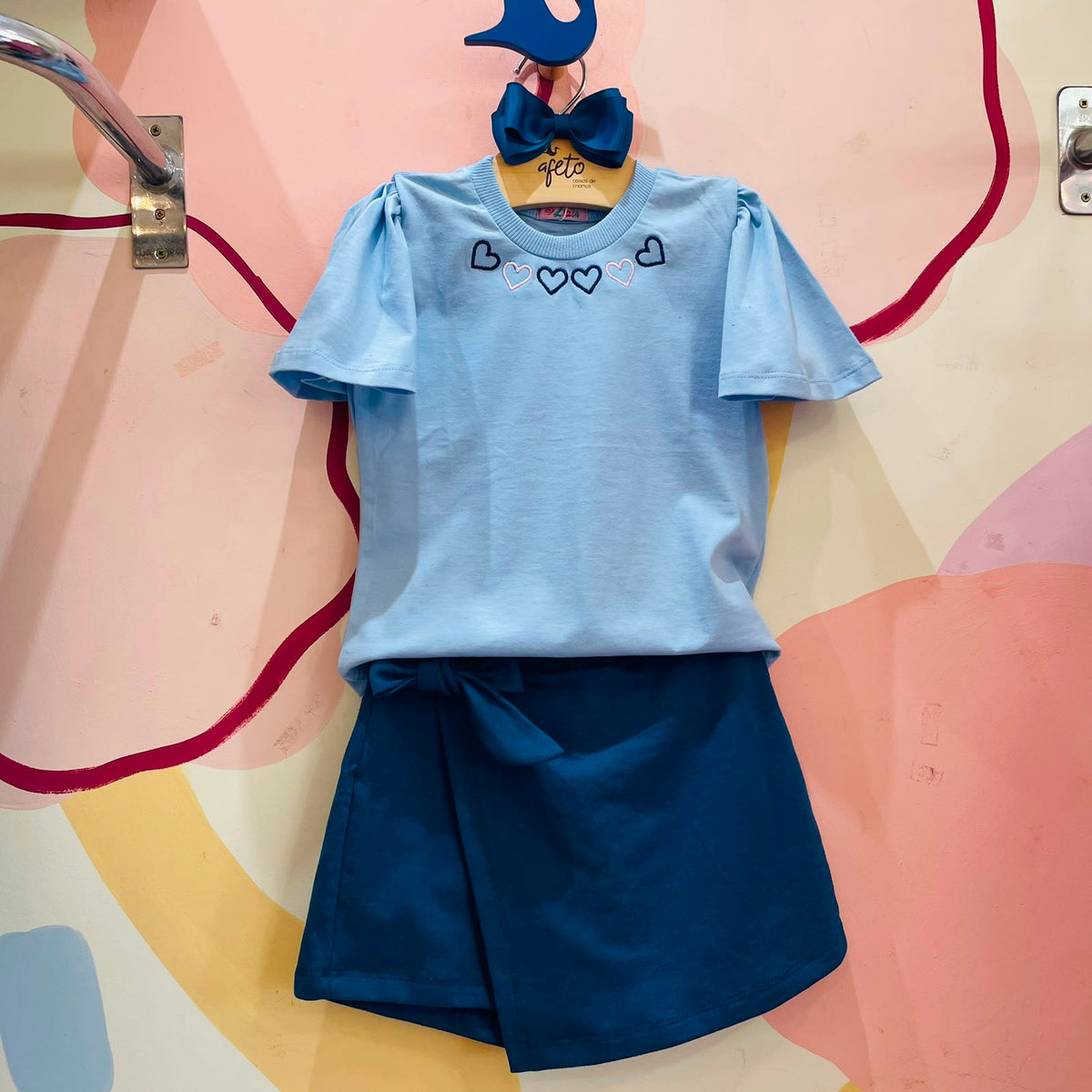 Conjunto Infantil Menina Shorts Blusa Coracao Azul