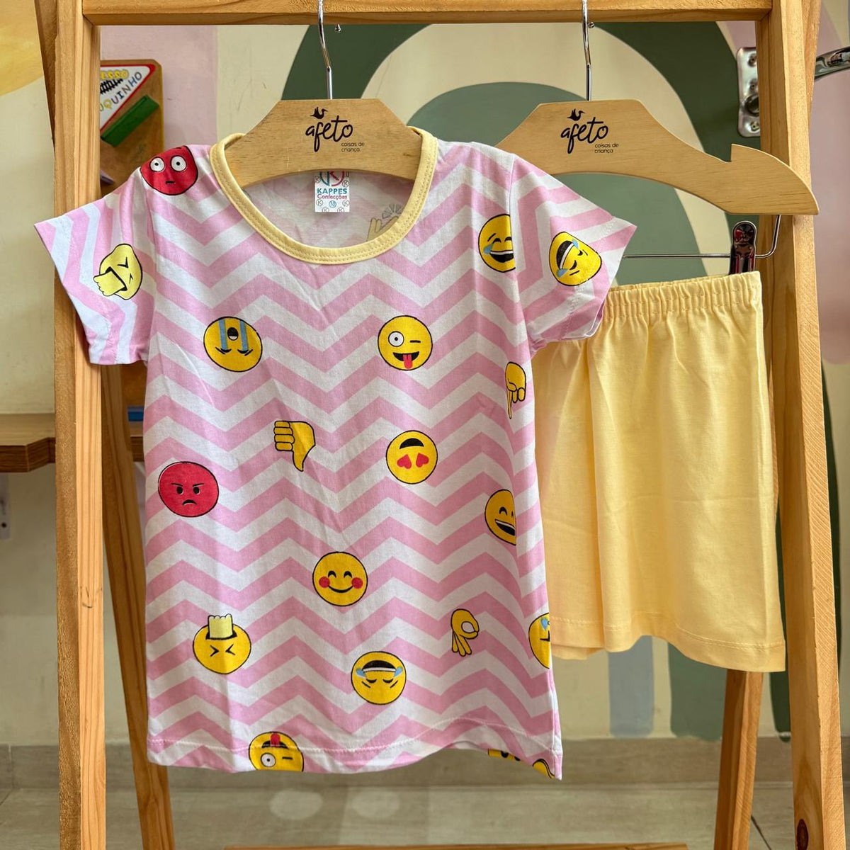 Pijama Infantil Menina Blusa Manga Curta e Shorts Smile Rosa Amarelo